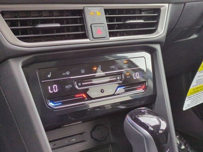 2027 Volkswagen Taos 1.5T SE Black