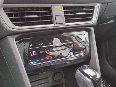 2027 Volkswagen Taos 1.5T SE Black