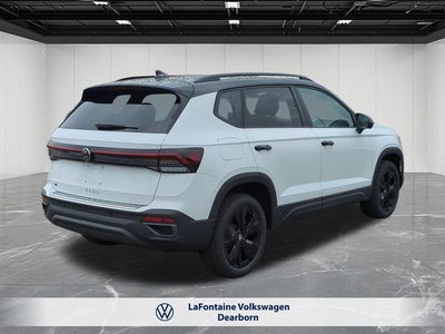2027 Volkswagen Taos 1.5T SE Black