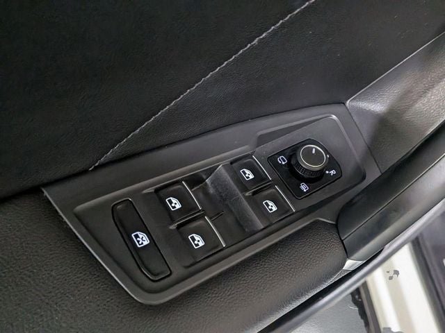 2018 Volkswagen Tiguan 2.0T SEL Premium 4Motion