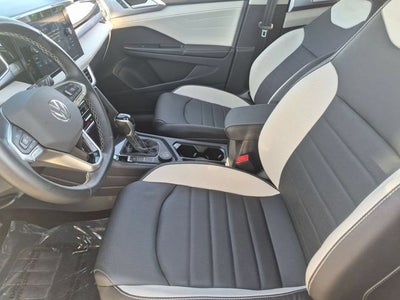2025 Volkswagen Taos 1.5T SEL