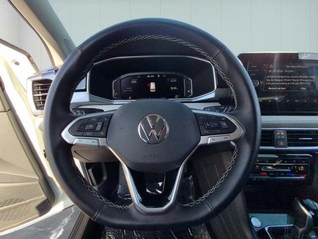 2025 Volkswagen Taos 1.5T SEL
