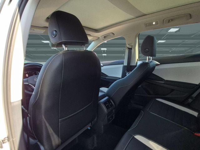 2025 Volkswagen Taos 1.5T SEL