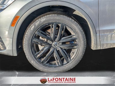 2022 Volkswagen Tiguan 2.0T SE R-Line Black