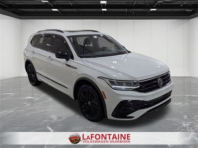 2022 Volkswagen Tiguan 2.0T SE R-Line Black