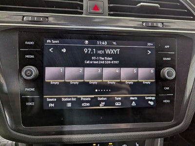 2023 Volkswagen Tiguan 2.0T SE R-Line Black