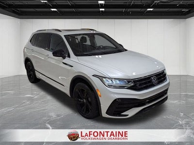 2023 Volkswagen Tiguan 2.0T SE R-Line Black