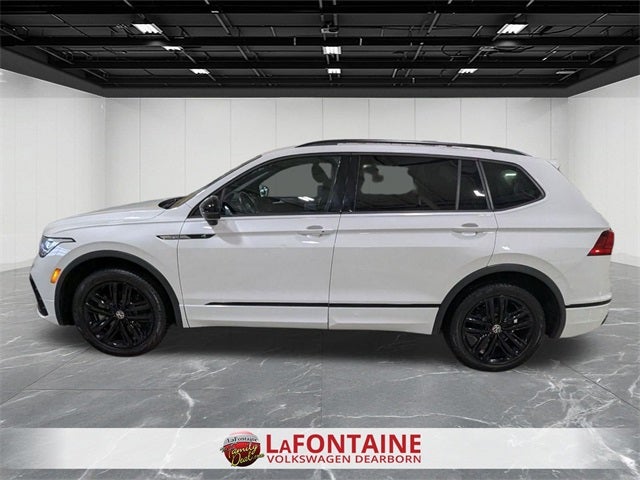 2022 Volkswagen Tiguan 2.0T SE R-Line Black
