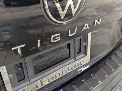 2024 Volkswagen Tiguan 2.0T SE R-Line Black