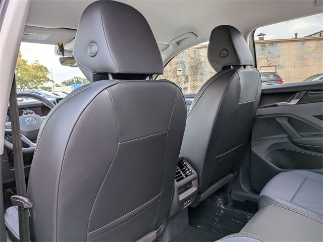 2025 Volkswagen Tiguan 2.0T SE
