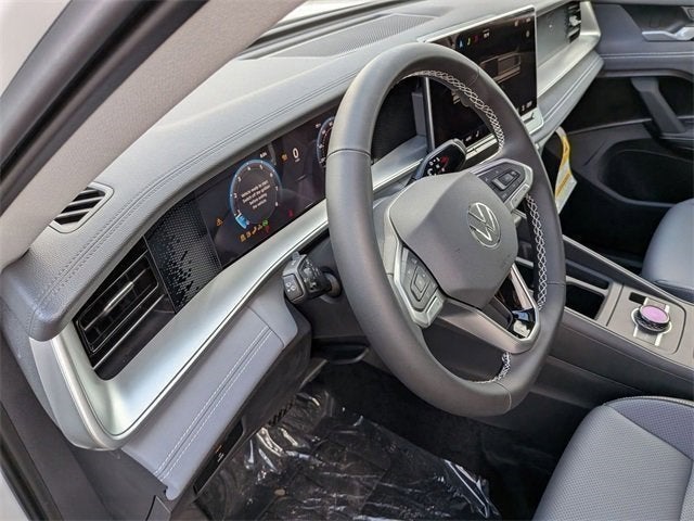 2025 Volkswagen Tiguan 2.0T SE