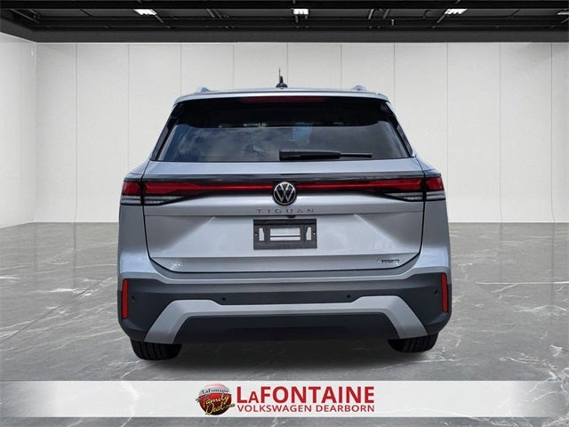 2025 Volkswagen Tiguan 2.0T SE