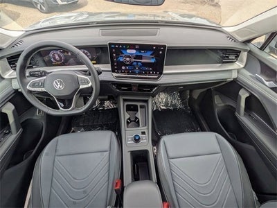 2025 Volkswagen Tiguan 2.0T SE