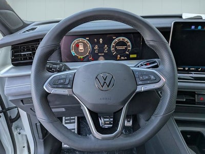 2026 Volkswagen Tiguan 2.0T SE R-Line Black
