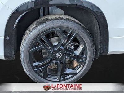 2026 Volkswagen Tiguan 2.0T SE R-Line Black