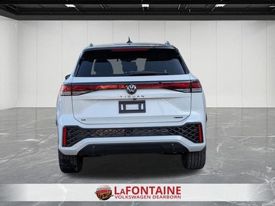 2026 Volkswagen Tiguan 2.0T SE R-Line Black