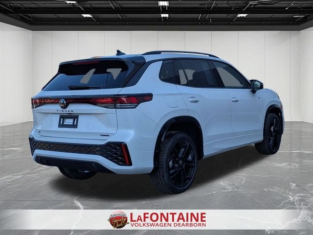 2026 Volkswagen Tiguan 2.0T SE R-Line Black