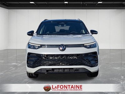 2026 Volkswagen Tiguan 2.0T SE R-Line Black