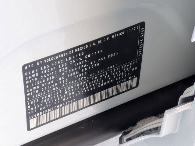 2026 Volkswagen Tiguan 2.0T SE R-Line Black