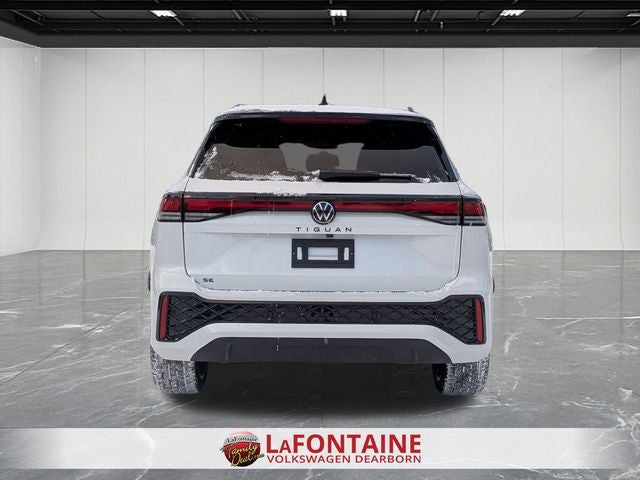 2026 Volkswagen Tiguan 2.0T SE R-Line Black