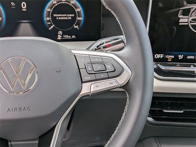 2025 Volkswagen Tiguan 2.0T SE