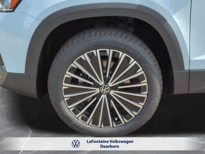 2027 Volkswagen Taos 1.5T SE