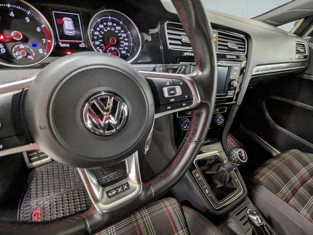 2021 Volkswagen Golf GTI 2.0T S