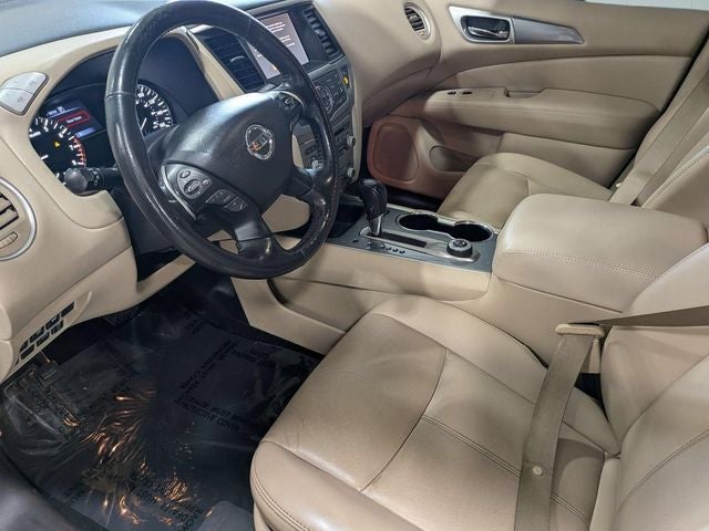 2020 Nissan Pathfinder SL