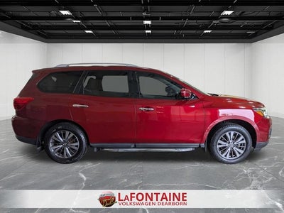2020 Nissan Pathfinder SL