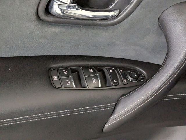 2020 Nissan Armada SV