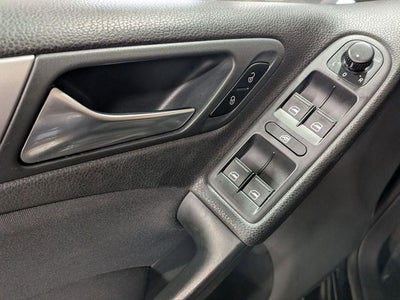 2013 Volkswagen Golf 2.5L