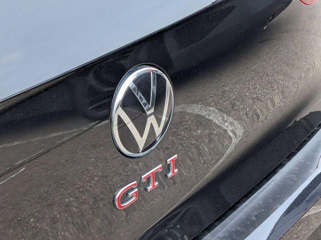 2024 Volkswagen Golf GTI SE