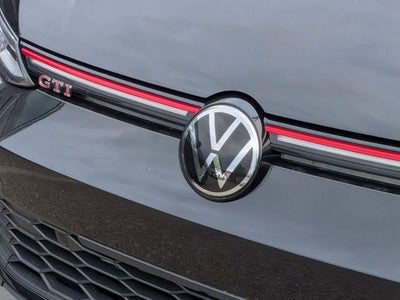 2024 Volkswagen Golf GTI SE