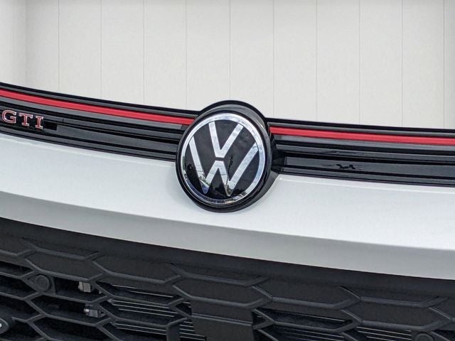2025 Volkswagen Golf GTI Autobahn