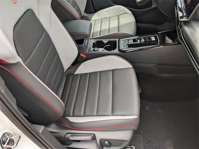 2025 Volkswagen Golf GTI Autobahn