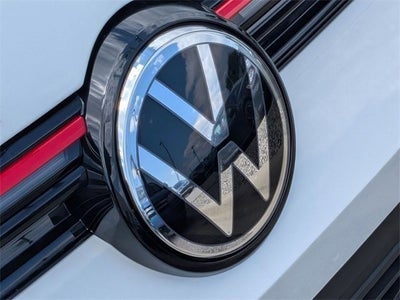 2025 Volkswagen Golf GTI Autobahn