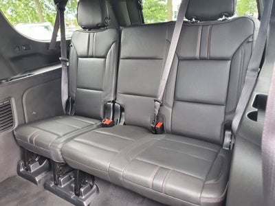 2023 Chevrolet Suburban RST