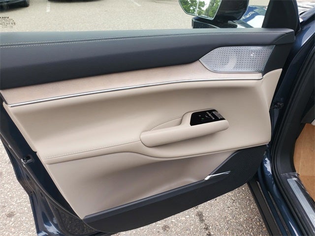 2025 Volvo EX90 Ultra Performance 6-Seater