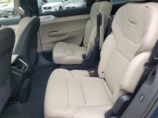 2025 Volvo EX90 Ultra Performance 6-Seater