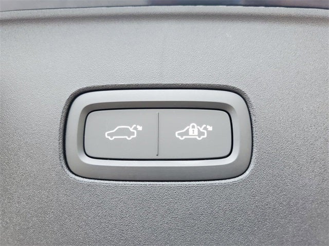 2025 Volvo EX90 Ultra Performance 6-Seater