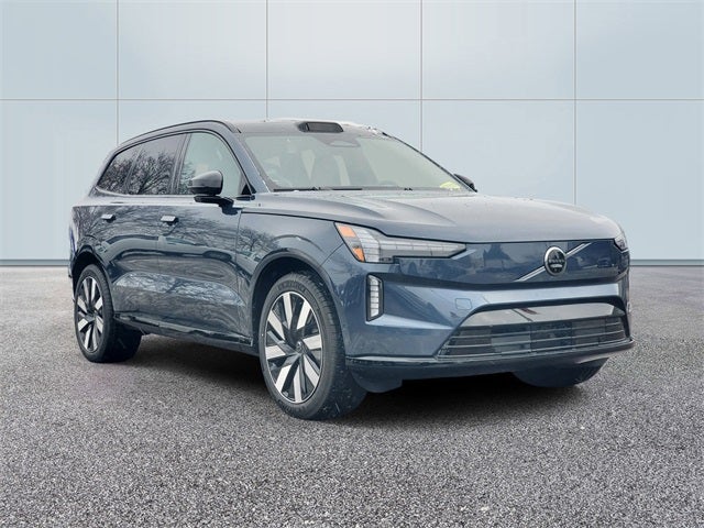 2025 Volvo EX90 Twin Motor Performance Plus 7-Seater