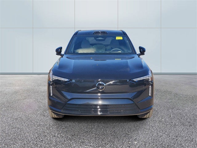 2025 Volvo EX90 Twin Motor Plus 7-Seater