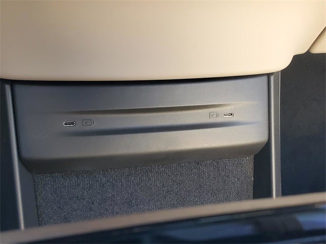 2025 Volvo EX90 Twin Motor Plus 7-Seater