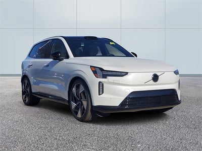 2025 Volvo EX90 Twin Motor Ultra 7-Seater