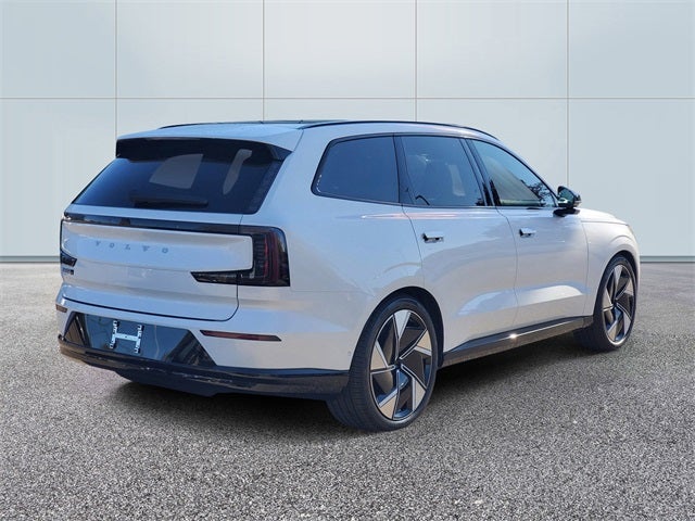 2025 Volvo EX90 Twin Motor Ultra 7-Seater