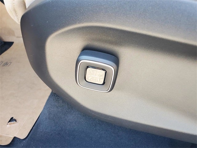 2025 Volvo EX90 Ultra 7-Seater