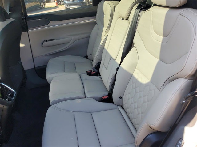 2025 Volvo EX90 Ultra 7-Seater