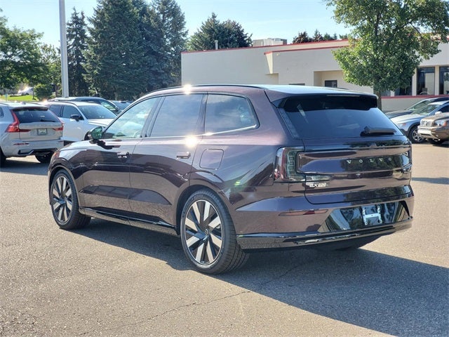 2025 Volvo EX90 Ultra 7-Seater