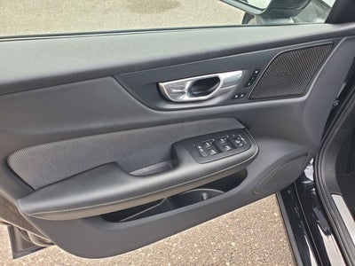 2024 Volvo S60 Recharge Plug-In Hybrid T8 Plus Black Edition