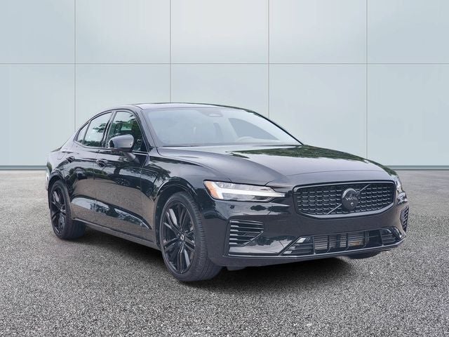 2024 Volvo S60 Recharge Plug-In Hybrid T8 Plus Black Edition
